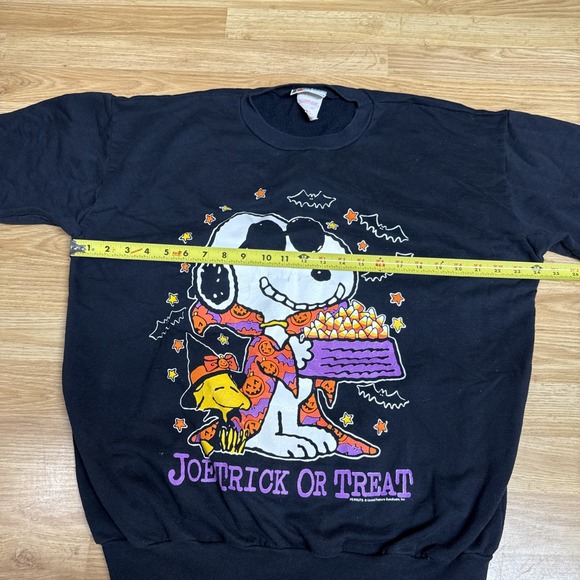 Vintage Peanuts Snoopy Halloweeen Sweatshirt Black Size XL Charlie Brown - Picture 7 of 8